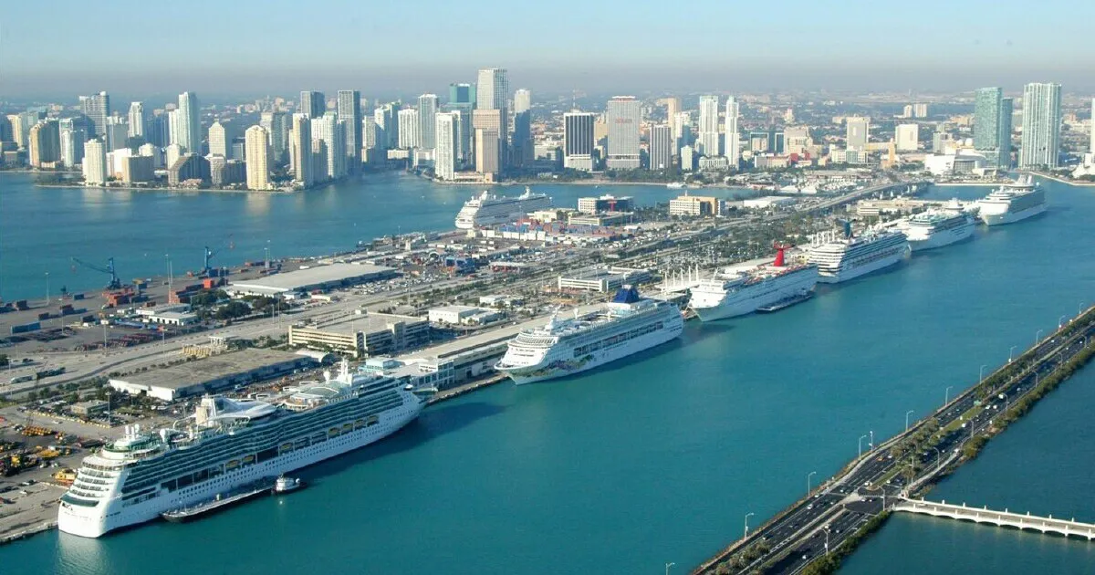 Ship Webcams / Live Ship Cameras