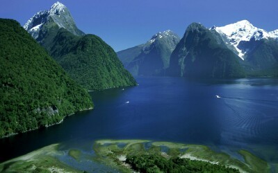 Fiordland National Park, New Zealand Fiordland National Park, New Zealand