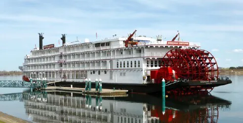 American Empress - American Queen Voyages American Empress - American Queen Voyages