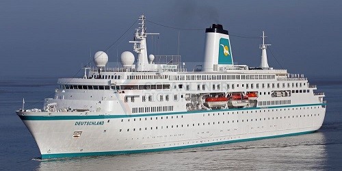 deutschland cruise ship current position